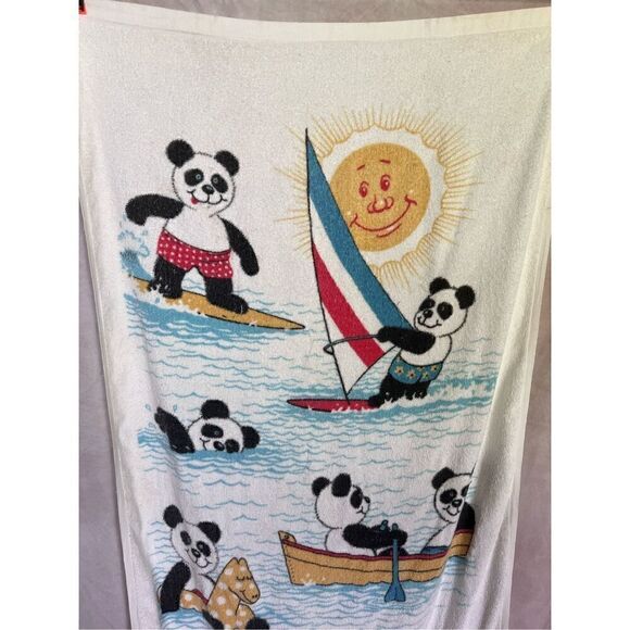 Vintage Beach Towel Pandas - Picture 2 of 8